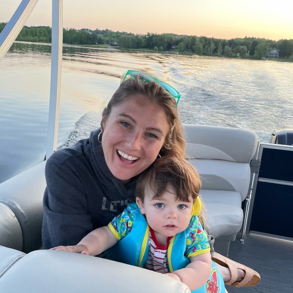 Meet your Posher, Shannon - Picture 1 of 1